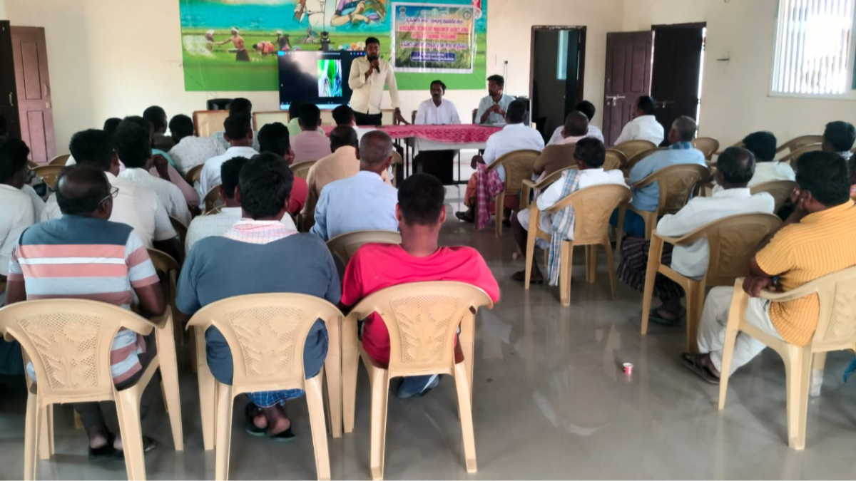 ఇంద్రపాలనగరం రైతు వేదికలో రైతుల అవగాహన సదస్సు.