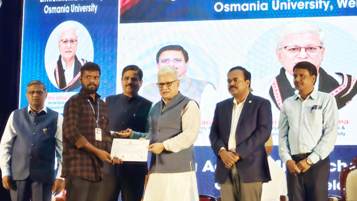 ఆపదమిత్ర శిక్షణలో పాల్గొన్న విద్యార్థికి గవర్నర్ ప్రశంసాపత్రం