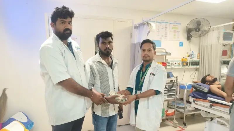 ఆపదలో ఆదుకుని… ఆస్తి కాపాడిన 108 సిబ్బంది 