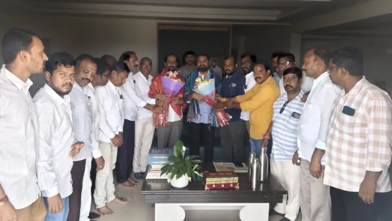 విద్యుత్ కార్మికుల సమస్యలపై ప్రభుత్వం చురుకైన చర్యలు