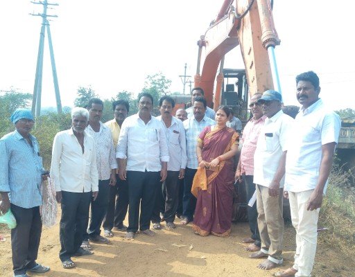 చాట్రాయిలో ఎన్ఎస్పి కాల్వకు మరమ్మతులు