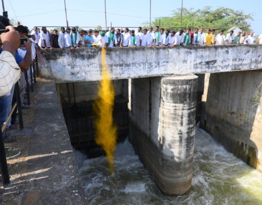 బయ్యన్న వాగు స్టేజ్–2 ద్వారా సాగునీటి విడుదలచేసిన ఎమ్మెల్యే మందుల సామెల్  సాగునీటి విడుదలతో  ఆనందంలో రైతన్నలు