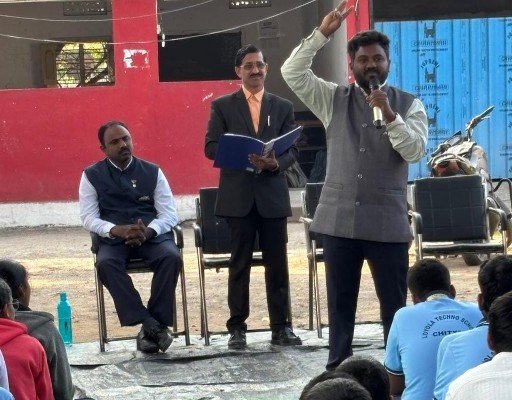 కృషి క్రమశిక్షణతో ఉన్నత స్థాయికి చేరుకోవచ్చు 