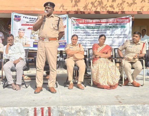 రోడ్డు భద్రత పై ప్రతి ఒక్కరూ అవగాహన కలిగి ఉండాలి