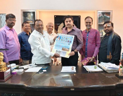 నూతన సంవత్సరం సందర్భంగా ఎస్పీ అక్షాంశ్ యాదవ్‌కు ఐవీఎఫ్ క్యాలెండర్ ఆవిష్కరణ