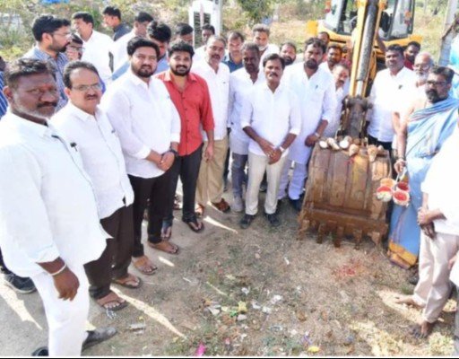 శ్రీ పచ్చలకట్ట సోమేశ్వర ఆలయ రోడ్డు విస్తరణ పనుల శంకుస్థాపన