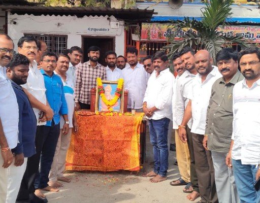 స్వామి వివేకానంద జయంతి వేడుకలు ఘనంగా