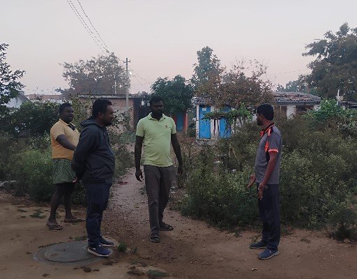 వార్డు సమస్యలపై సర్పంచ్ ఆవుల సుందర్ దృష్టి