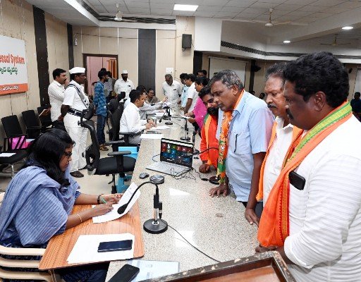 చాట్రాయి మండలానికి రెగ్యులర్ తాహశీల్దార్ ని నియమించాలి బిజెపి సీనియర్ నేత బుర్రి శ్రీకర్