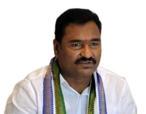 రాష్ట్రంలో సుపరిపాలన అందిస్తానని 'గద్దెఎక్కిన' చంద్రబాబు 'రెడ్ బుక్' తో 'అరాచక' పాలనను సాగిస్తున్నారు.*  * 