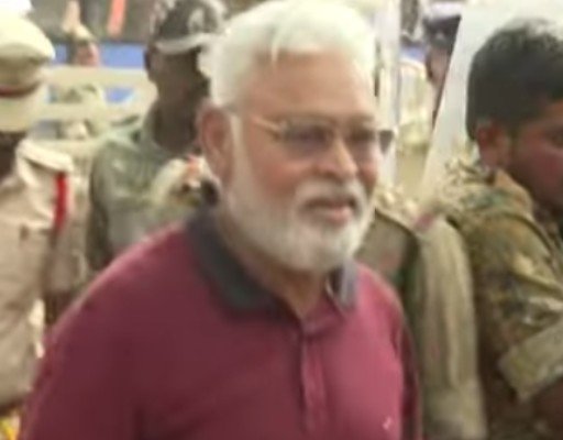 మాజీ మంత్రి అంబటిని వెంటాడుతున్న కేసులు అంబటి పై మరో పిటి వారెంట్ పిటిషన్ దాఖలు చేసిన పోలీసులు 