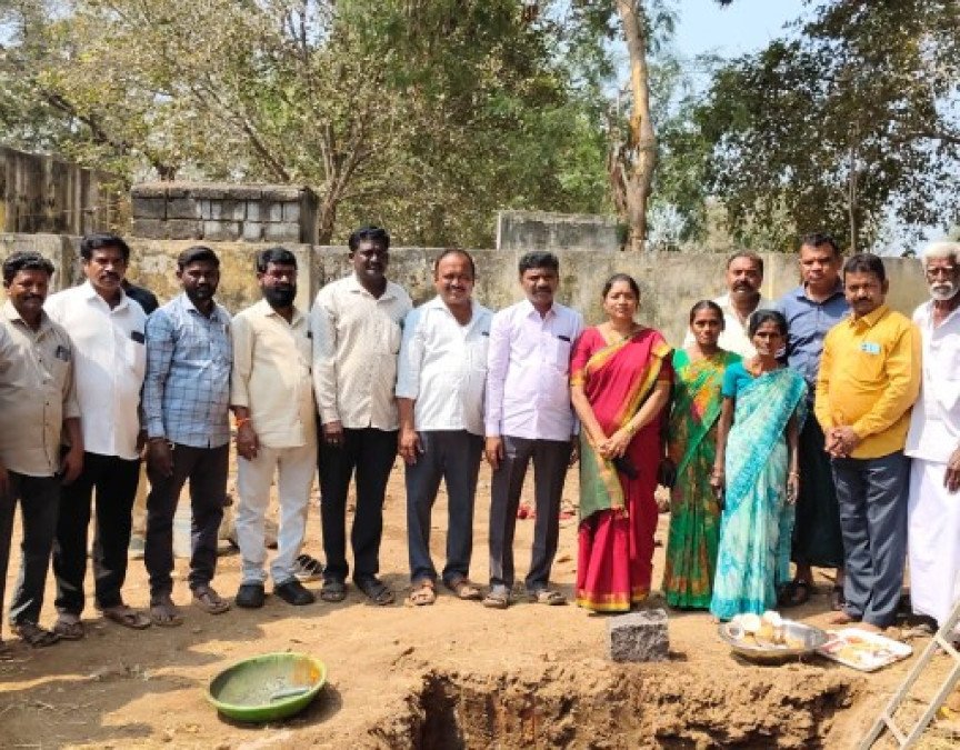 గణపవరంలో సమభావన సంఘాల మీటింగ్ హాల్‌కు శంకుస్థాపన