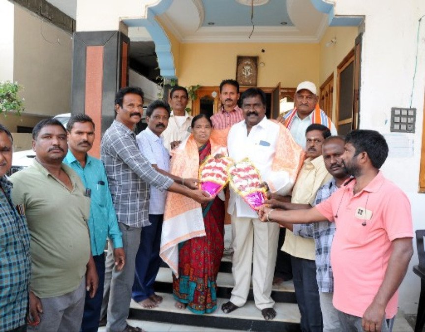 మున్సిపల్ కౌన్సిలర్లకు మిల్ డ్రైవర్స్ యూనియన్ ఘన సన్మానం