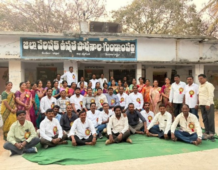 జిల్లా పరిషత్ ఉన్నత పాఠశాల గుండ్రాంపల్లిలో 1996-97 బ్యాచ్ పూర్వ విద్యార్థుల ఆత్మీయ సమ్మేళనం