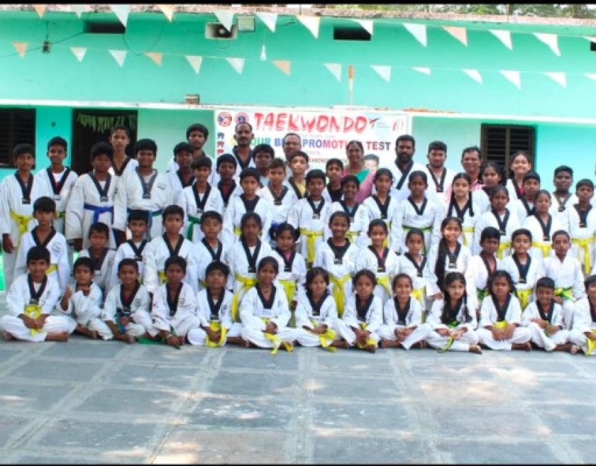 నార్కట్‌పల్లి పివిఆర్ చేతన పాఠశాలలో తైక్వాండో బెల్టుల ప్రదానోత్సవం