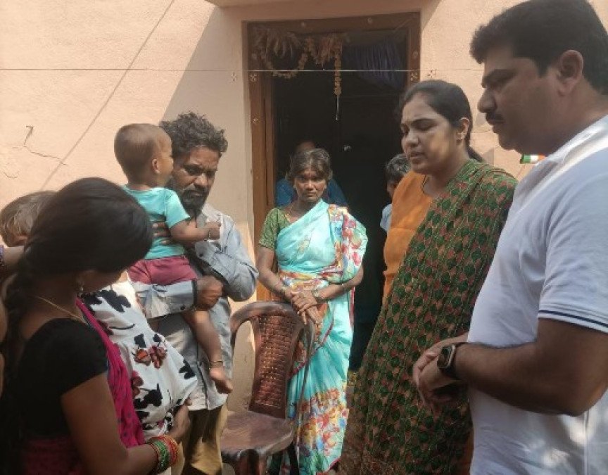 GMR Group ఉద్యోగుల మానవత్వం – మృతుని కుటుంబానికి ఆర్థిక భరోసా