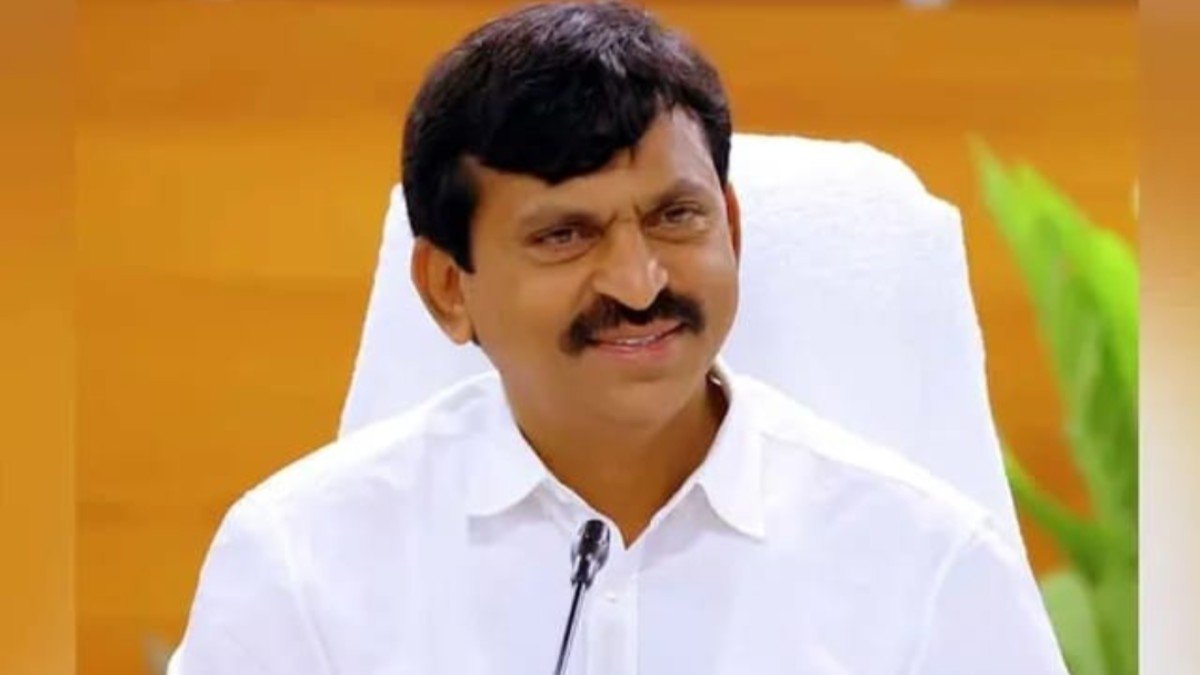 ఈ నెలాఖరులోగా లక్ష గృహ ప్రవేశాలు: మంత్రి పొంగులేటి