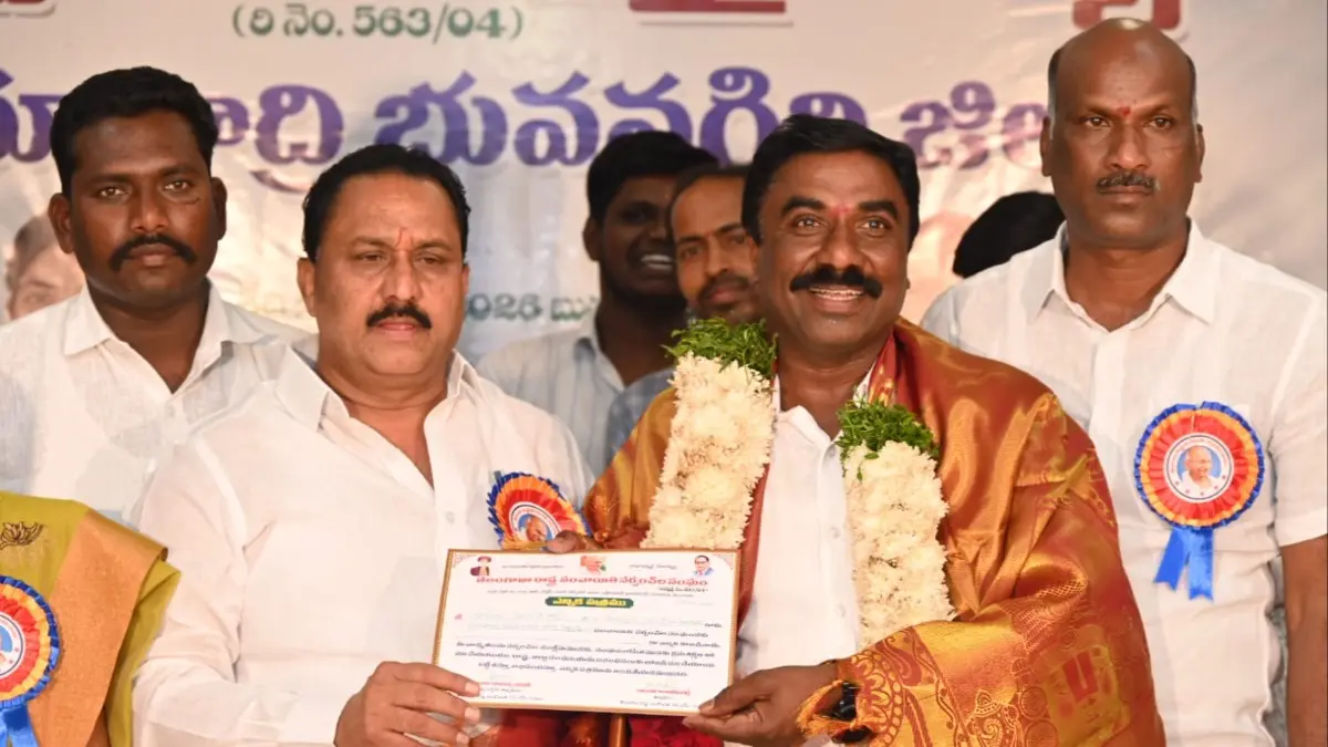 గ్రామ సర్పంచుల హక్కులను సాధిద్దాం...