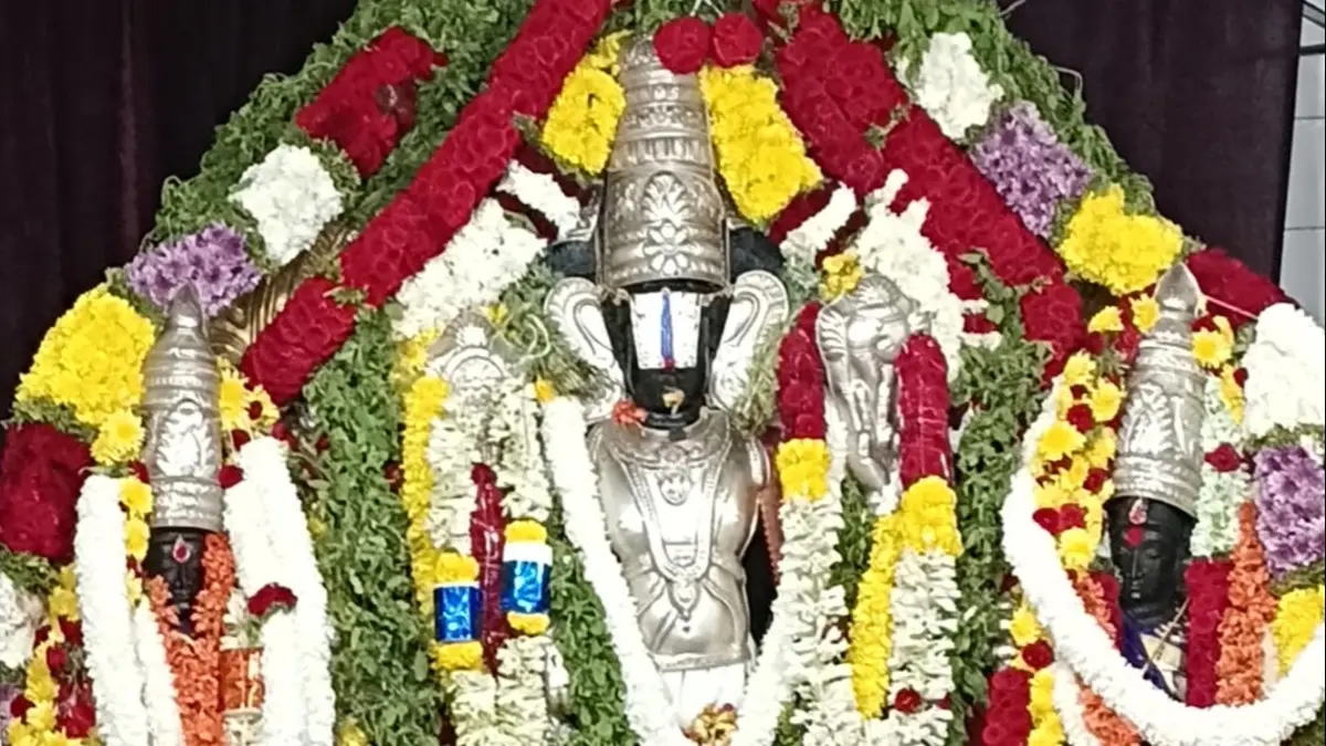 గుడిపల్లిలో ఆధ్యాత్మిక వైభవం… 101వ బ్రహ్మోత్సవాల్లో ఘనంగా శయనోత్సవం