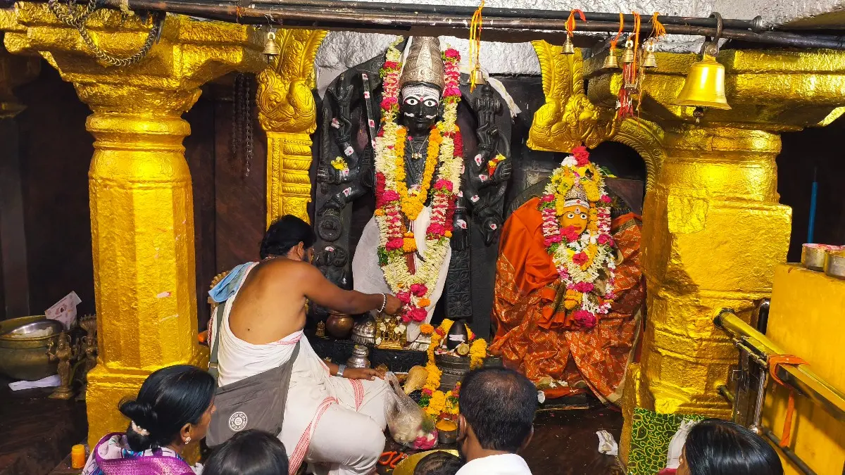 రాయికోడ్‌లో వీరభద్రేశ్వర స్వామి జాతర ప్రారంభం