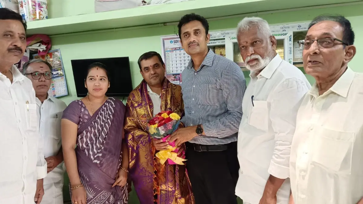 సత్యసాయి చేనేతకు ప్రపంచ ఖ్యాతి 