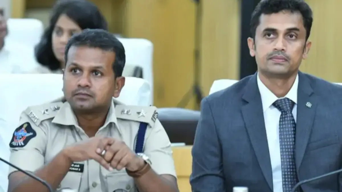రాష్ట్ర సచివాలయం లో కన్ఫరెన్స్ లో సత్యసాయి జిల్లా ఎస్.పి, కలెక్టర్