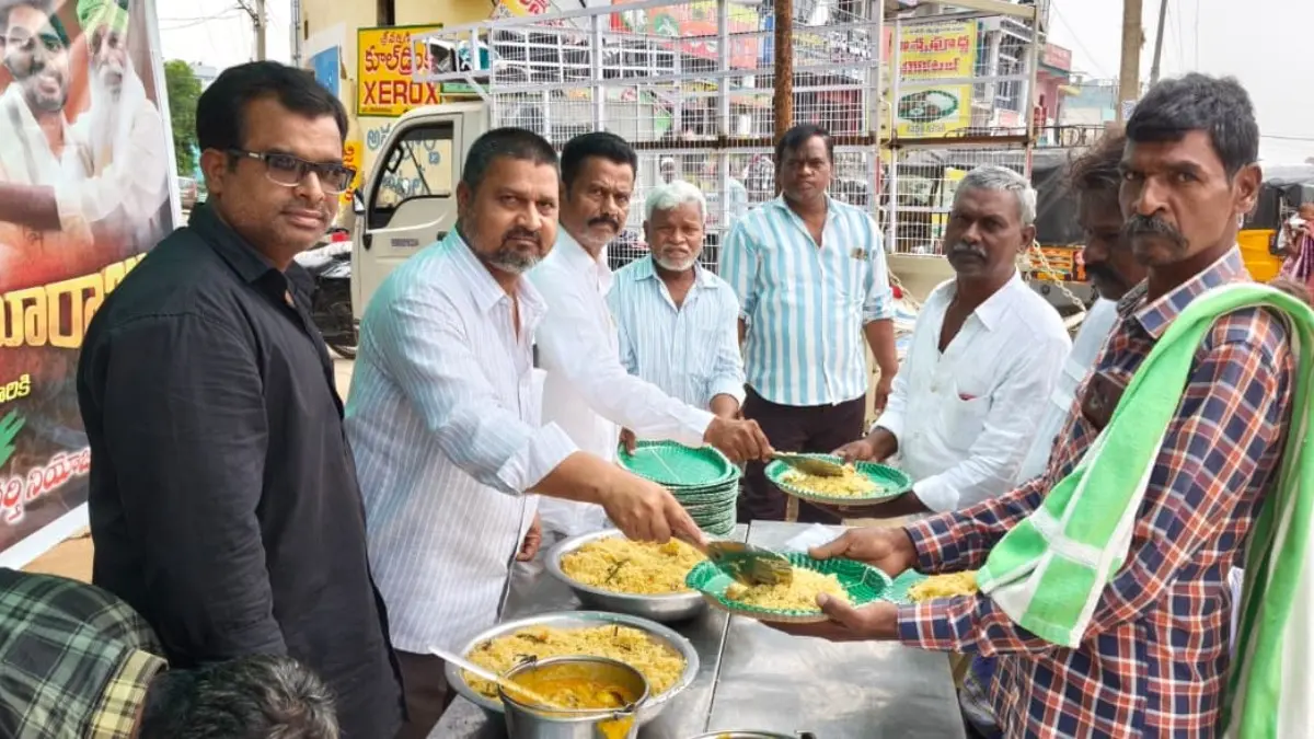 కొత్తచెరువు లో జేసీ ప్రభాకర్ రెడ్డి పుట్టినరోజు వేడుకలు 