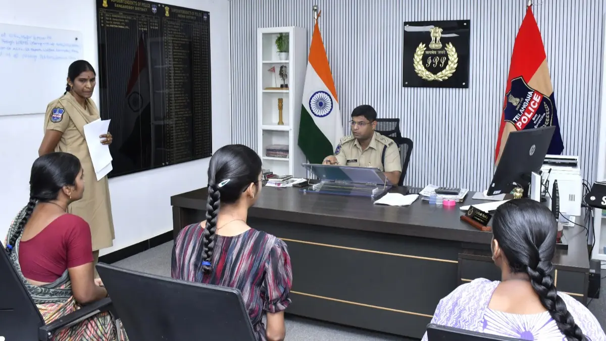 సమస్యలు చెప్పండి.. పరిష్కారం మా బాధ్యత: ఎస్పీ పరితోష్ పంకజ్
