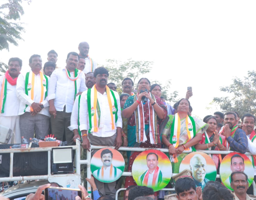 చిట్యాలలో కాంగ్రెస్ ప్రచార హోరు అభివృద్ధి, సంక్షేమమే అజెండా – సీతక్క, వీరేశం